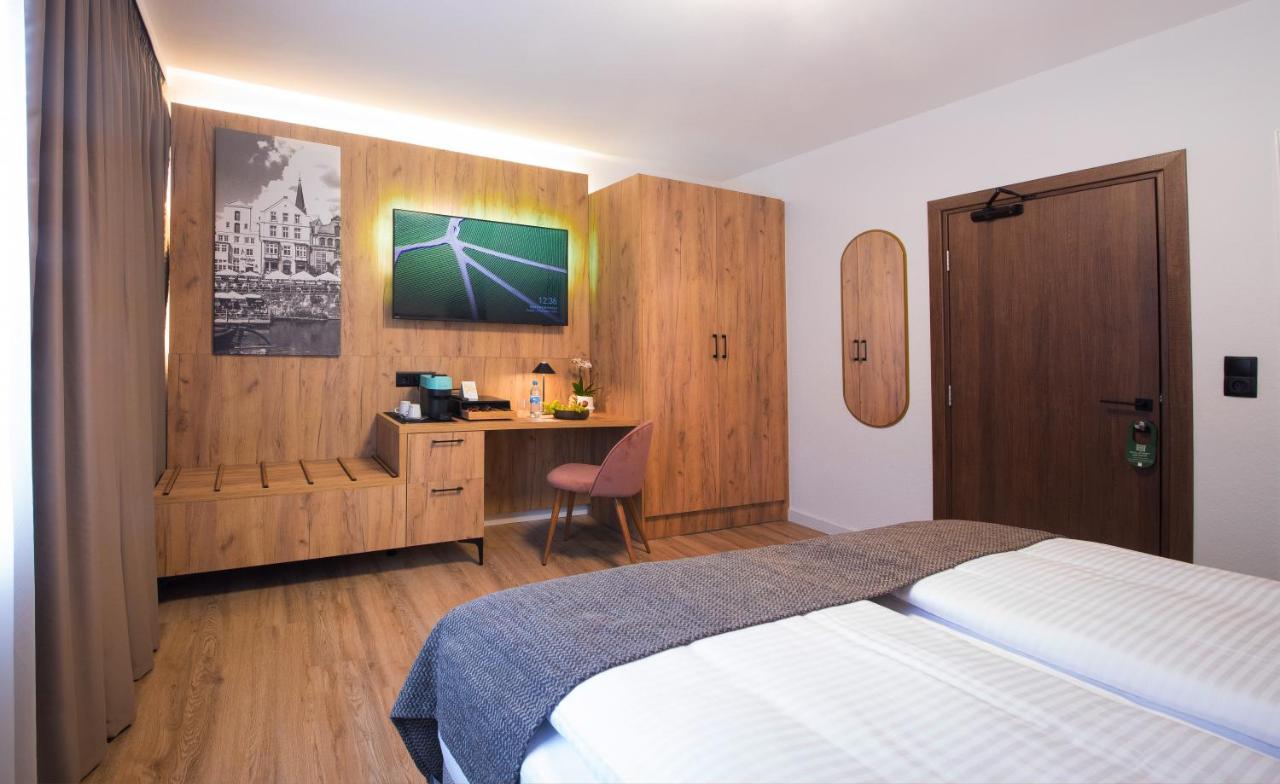 Lüneburg Gaestehaus Zum Roten Hahn מראה חיצוני תמונה