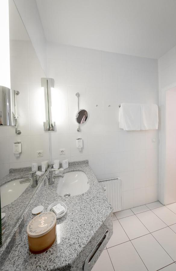 Lüneburg Gaestehaus Zum Roten Hahn מראה חיצוני תמונה